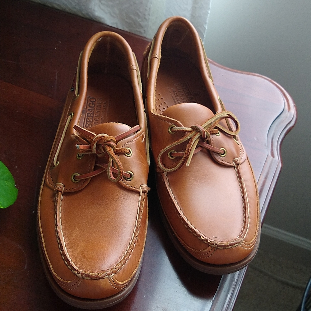 Sebago Docksides size 9.5